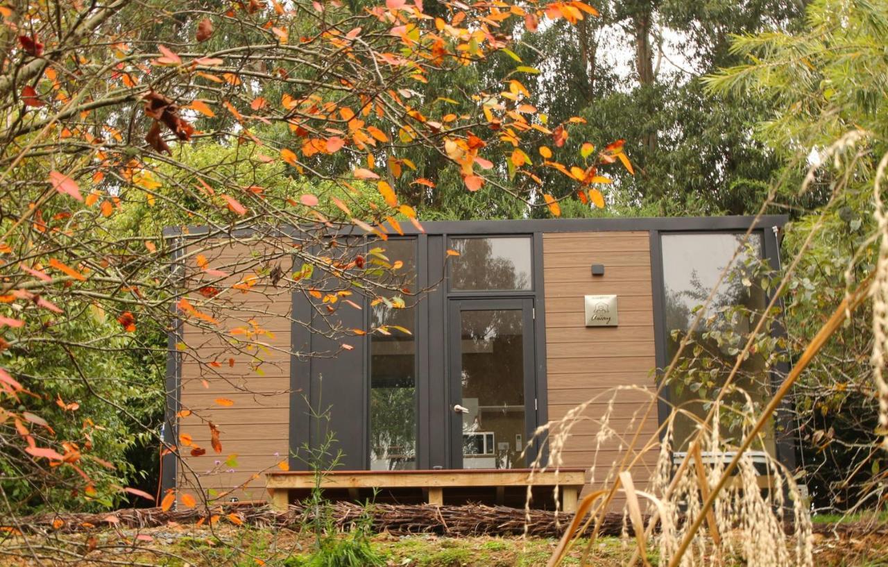 Villa Tranquility Tiny House By Tiny Away à Owaka Extérieur photo