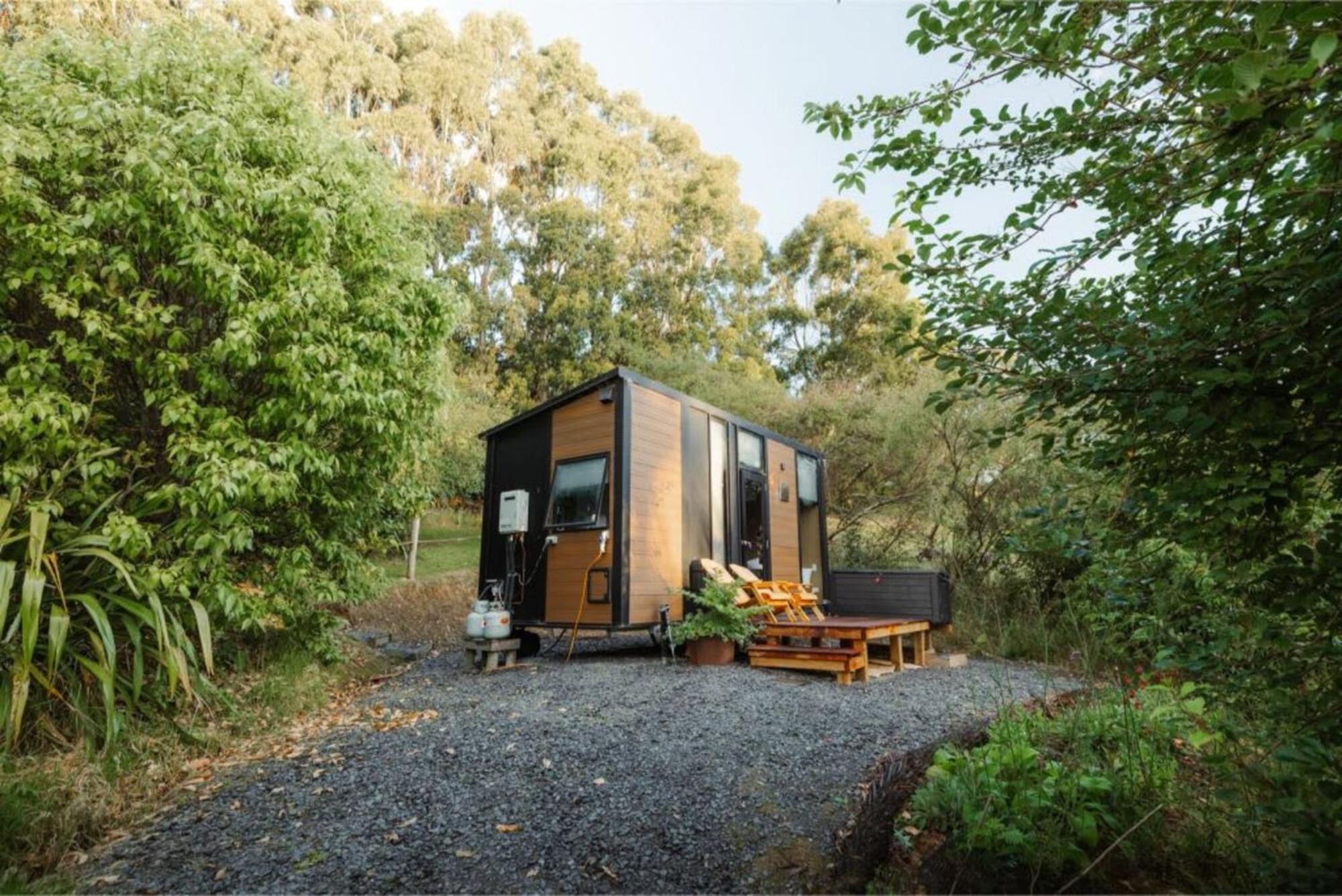 Villa Tranquility Tiny House By Tiny Away à Owaka Extérieur photo