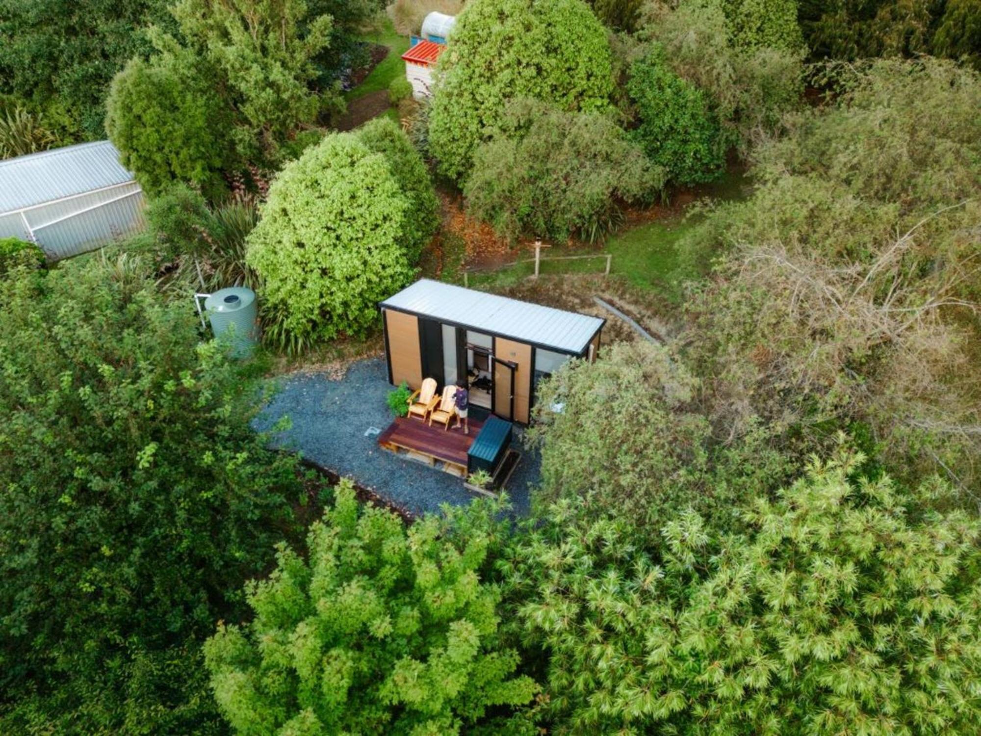 Villa Tranquility Tiny House By Tiny Away à Owaka Extérieur photo