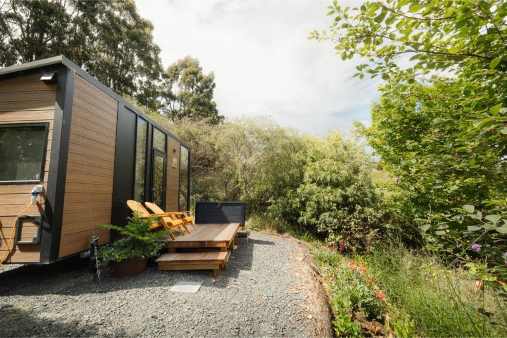 Villa Tranquility Tiny House By Tiny Away à Owaka Extérieur photo
